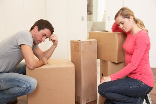 Specialist packing services in Coombe for delicate and valuable belongings